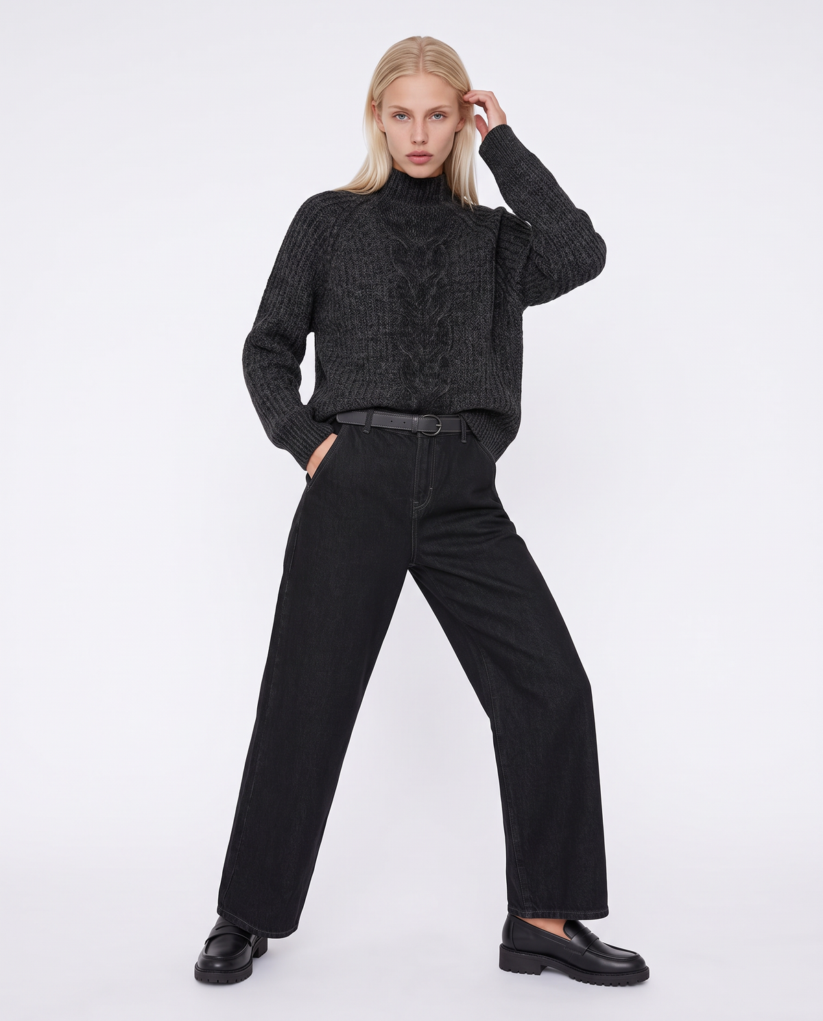 Pullover mezzo collo con treccia centrale - Nero
