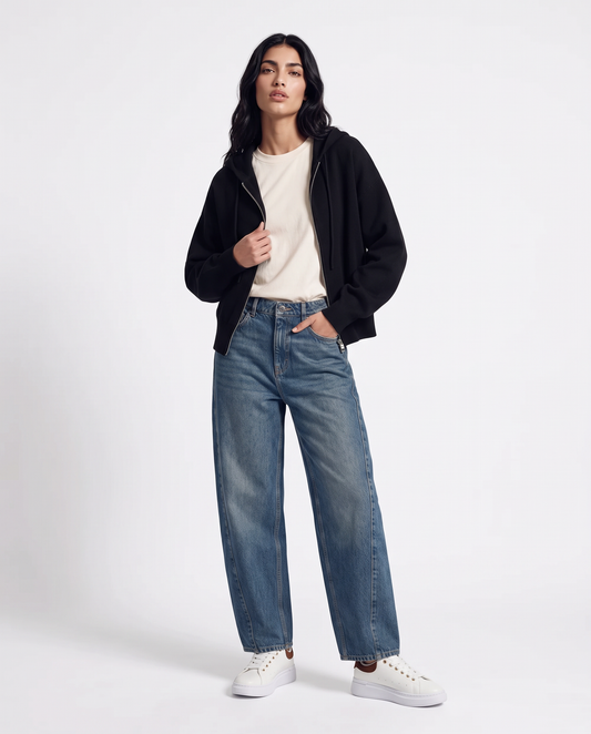 Pullover con zip e cappuccio pratico - Nero
