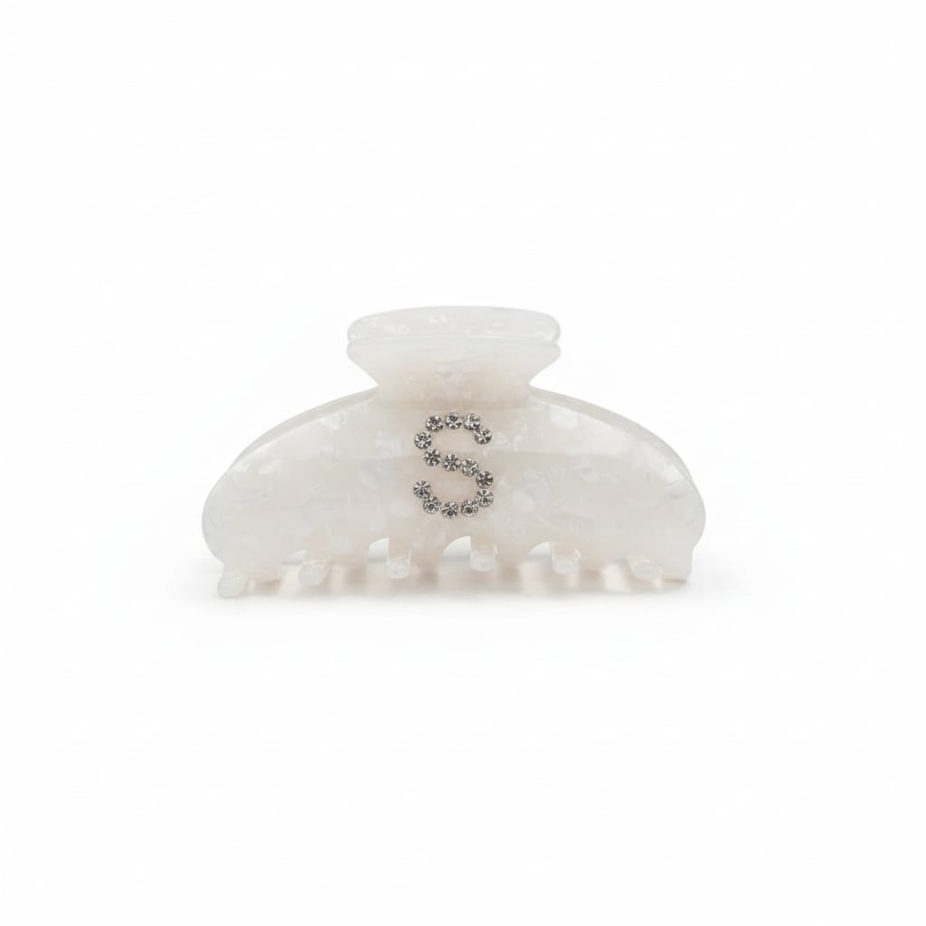 Pinza con lettera in strass scintillanti - Var 7