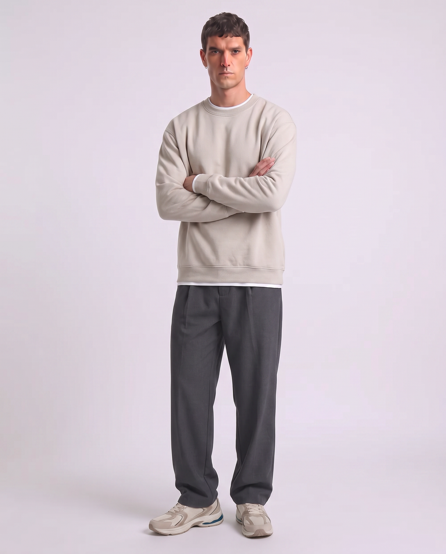 Felpa girocollo con contrasti eleganti - Grigio ghiaccio