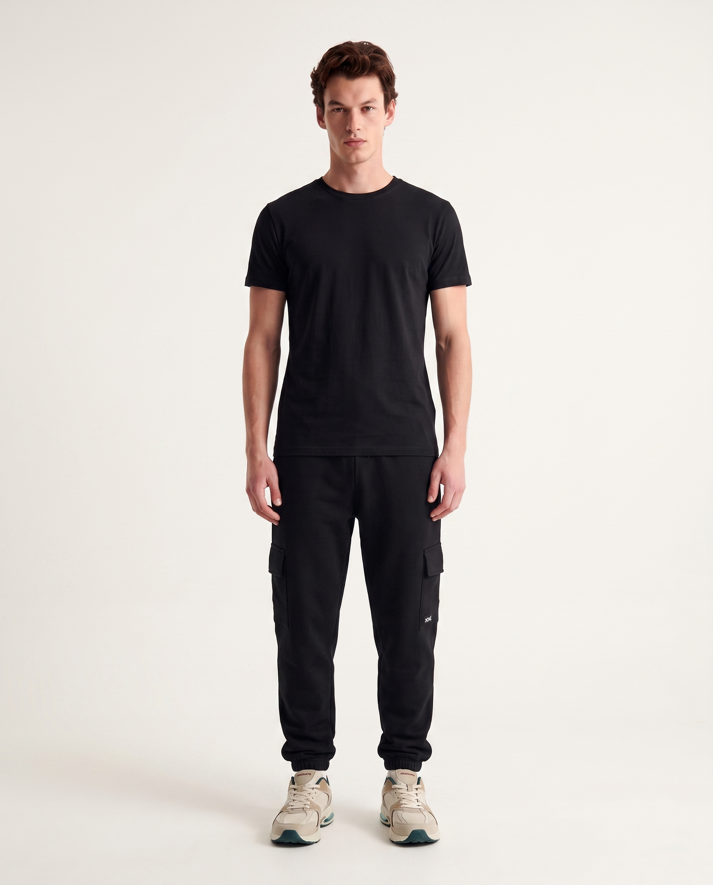 Sweatpants with side pockets - Black