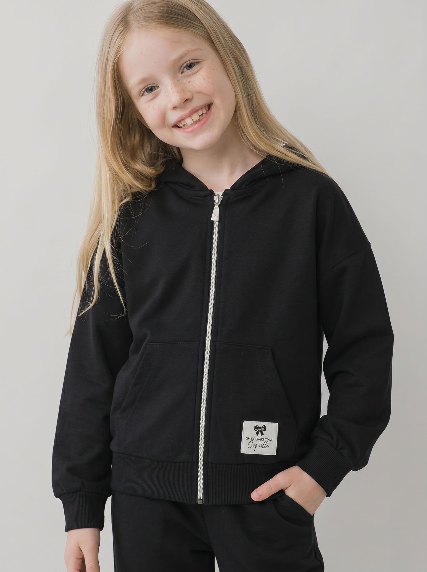 Felpa in french terry con zip e cappuccio - Nero