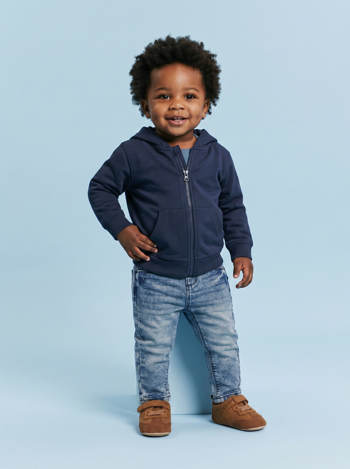 Straight jeans in elastic denim with distressed details - Blue