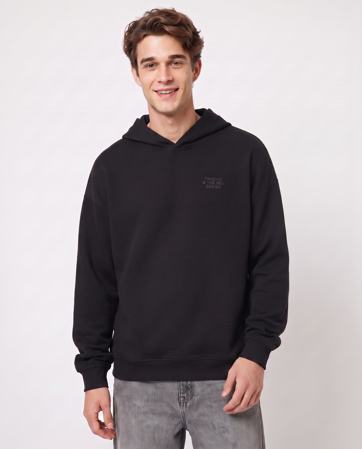Felpa Jacquard con Cappuccio e Stampa - Nero