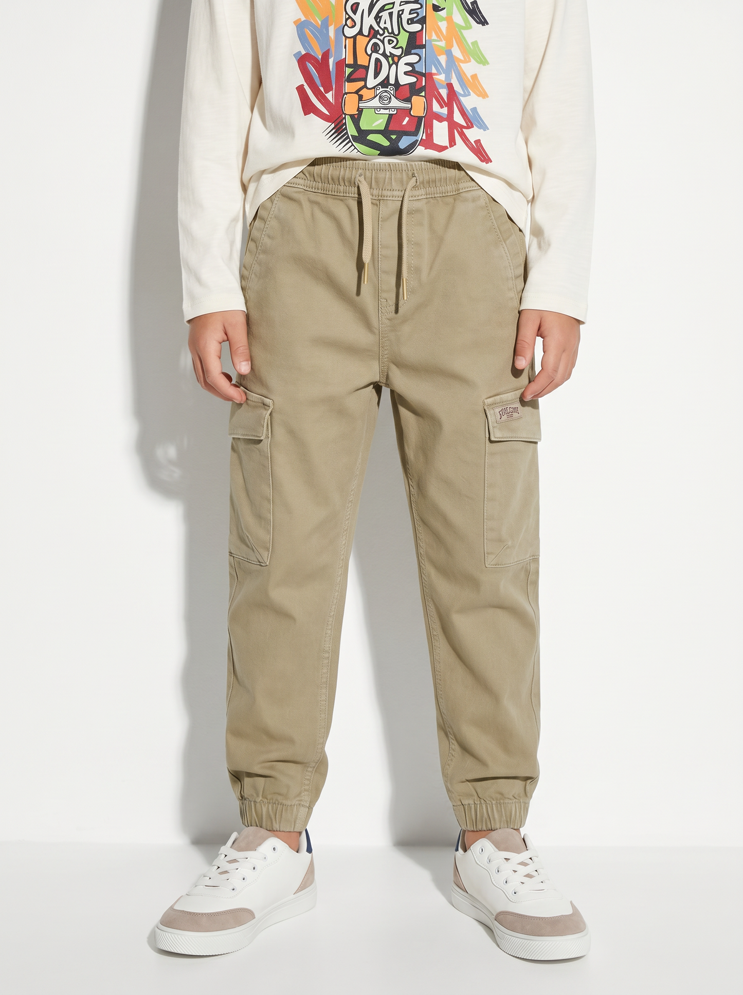 Jogging e pantaloni cargo in maglia - Beige