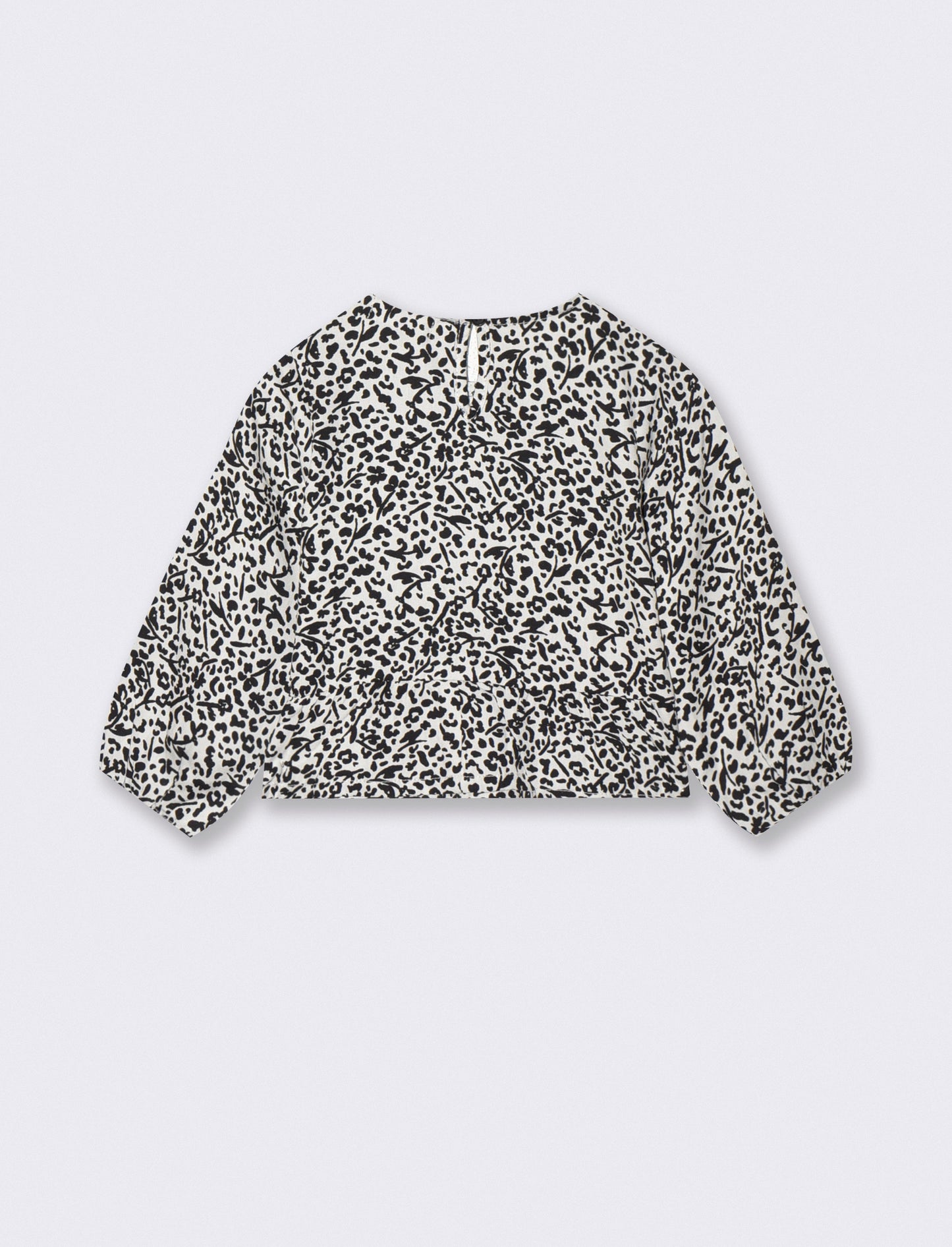 Fantasy shirt with bows and ruffles - Multicolor