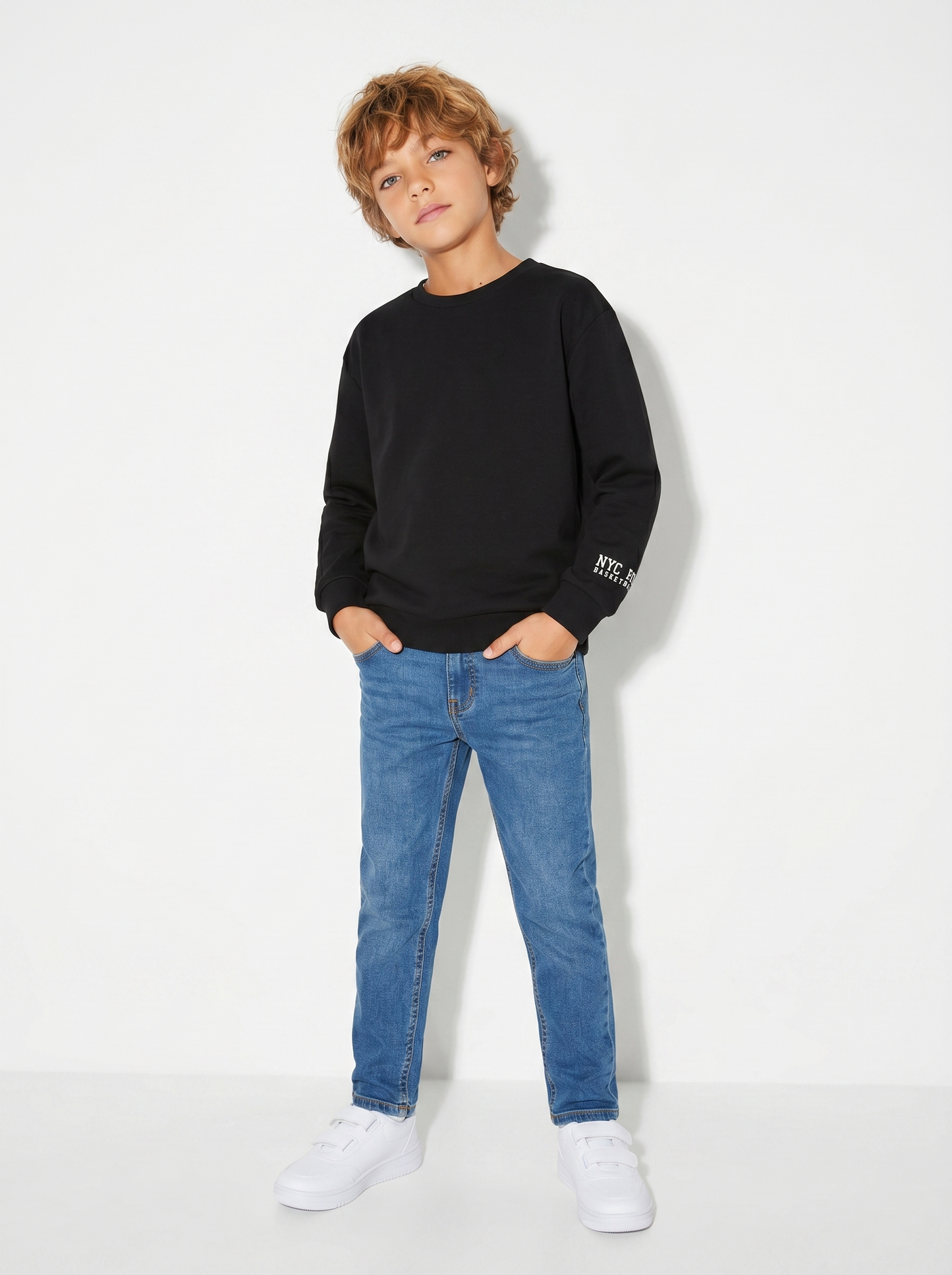 Cotton Crew Neck Sweatshirt for Leisure Time - Black