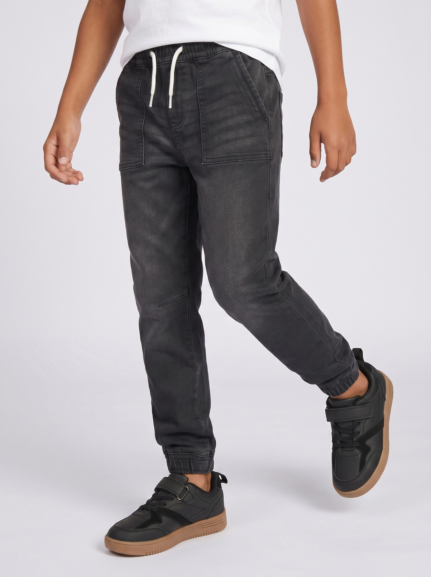 Jogging in denim con vita elasticizzata - Nero