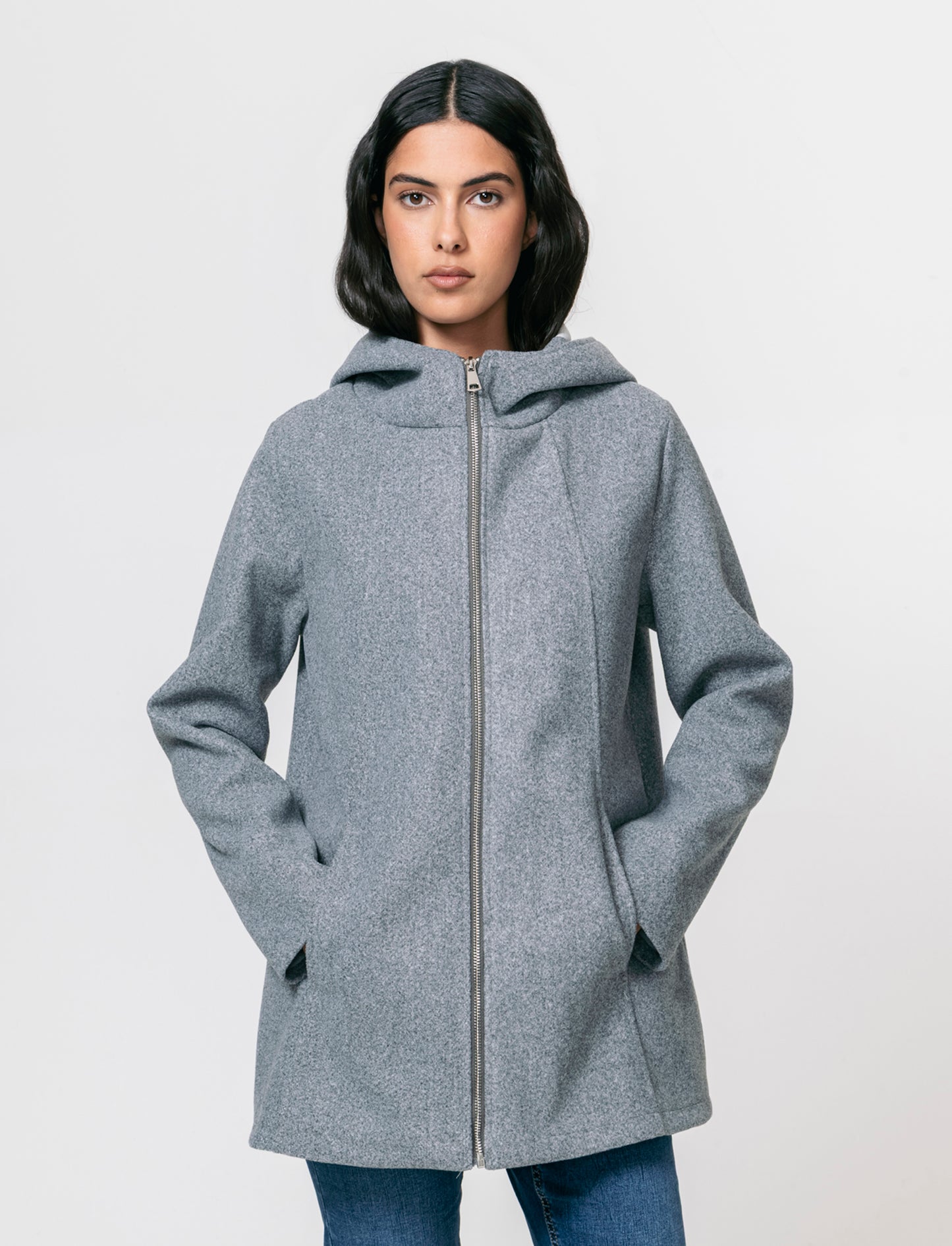 Cappotto con cappuccio e zip - Grigio mel.