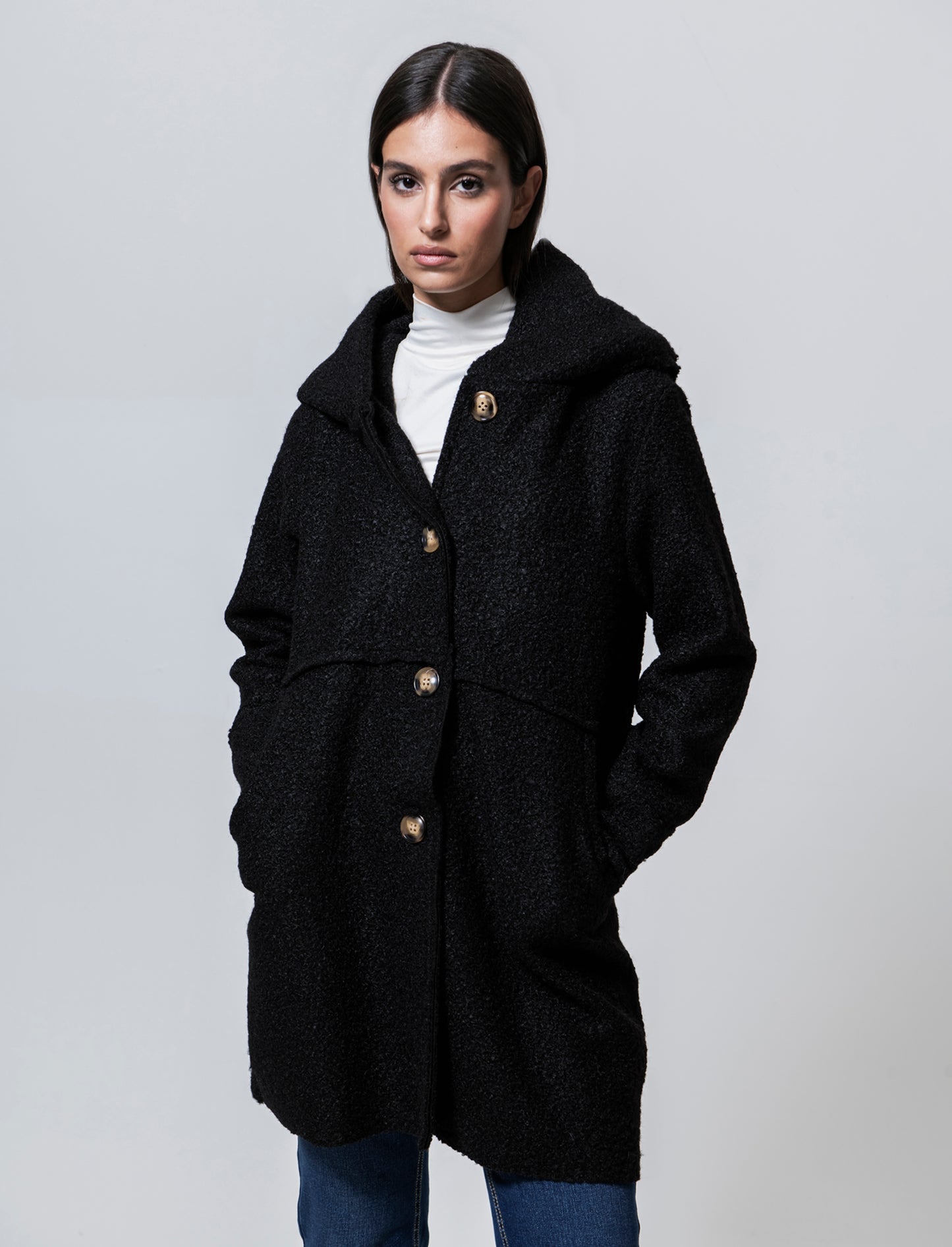 Cappotto su tessuto bouclè con cappuccio - Nero