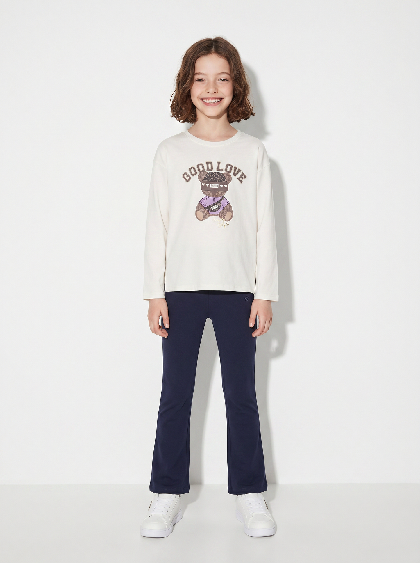 Long crew neck T-shirt with vibrant print - White