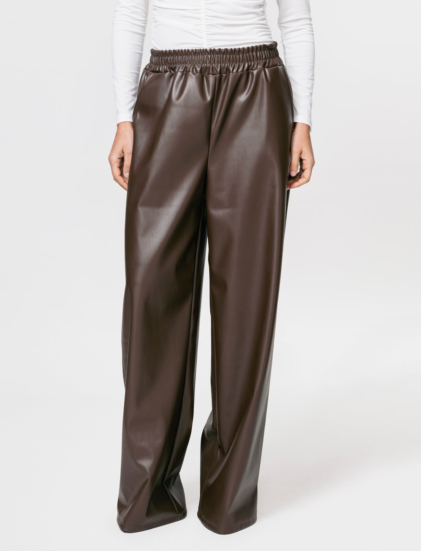 Pantalone palazzo con elastico in vita in ecopelle - Moro