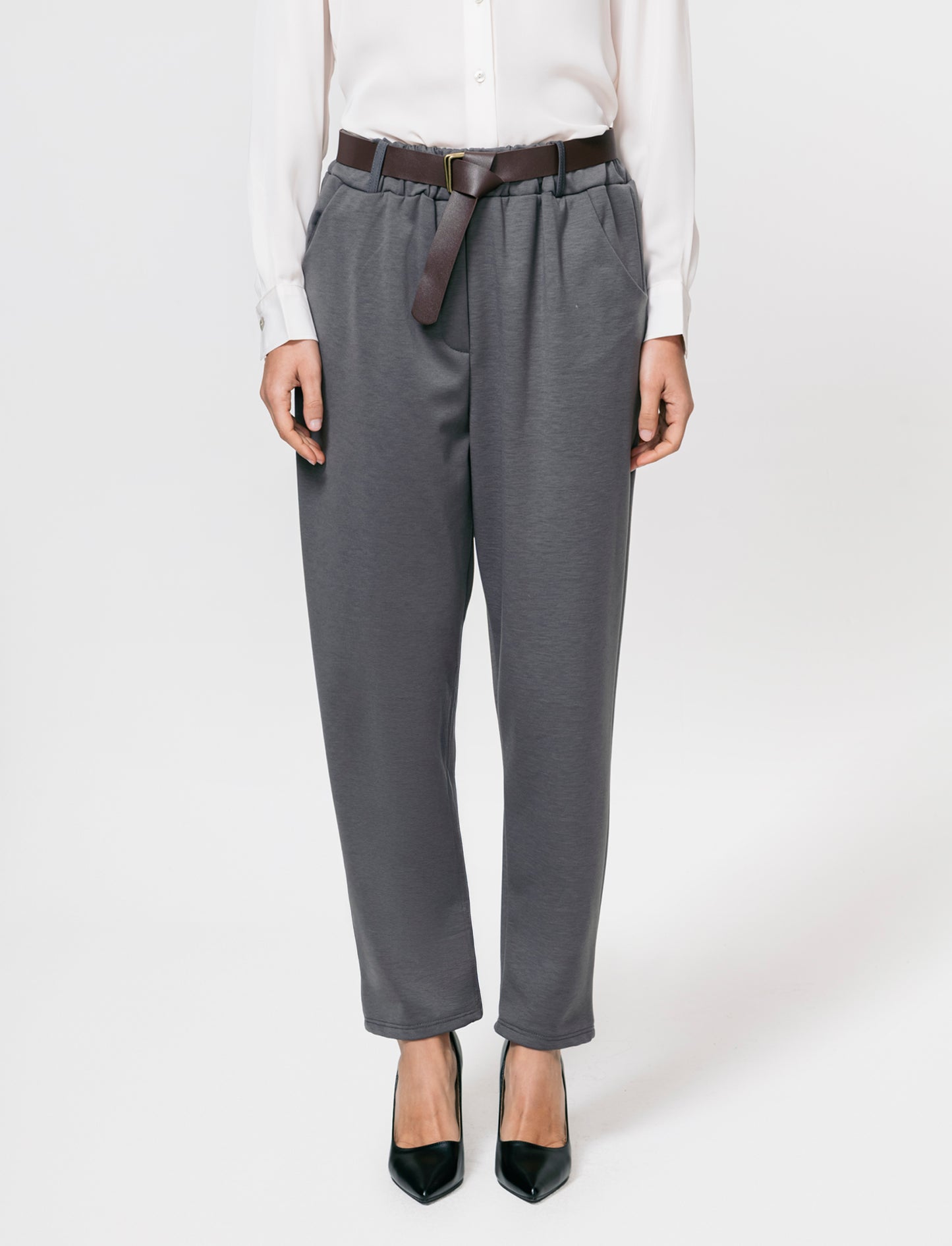 Pantalone in tessuto morbido con cintura - Grigio fango