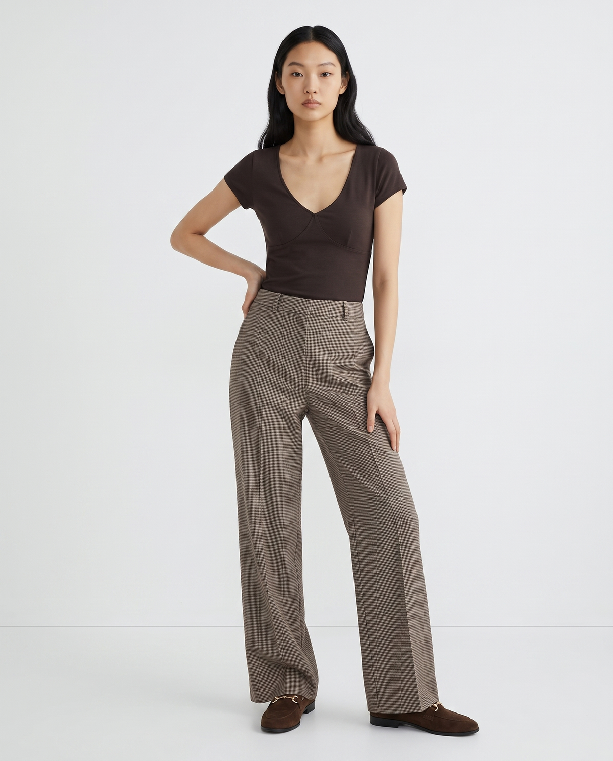 Elegant and Versatile Pleated Pants - 