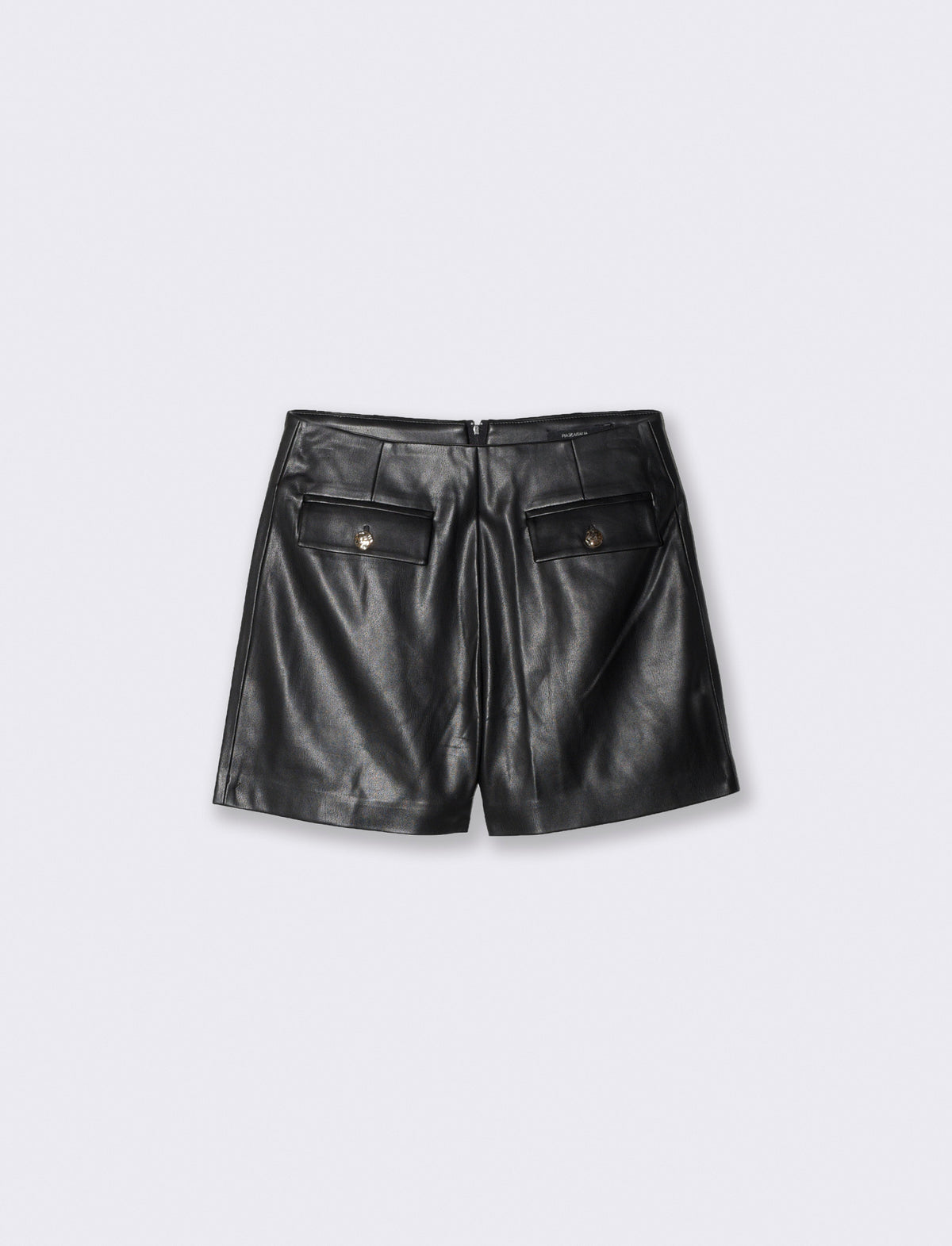 Short in ecopelle con tasche e zip - Nero