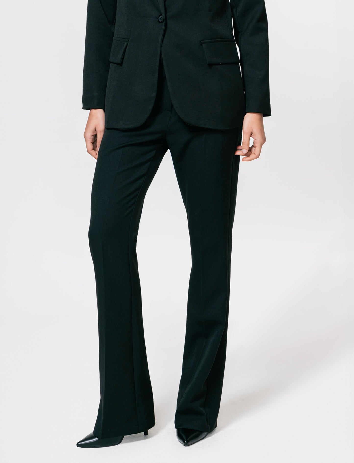 Pantalone chiusura uomo con gamba a zampa - Nero