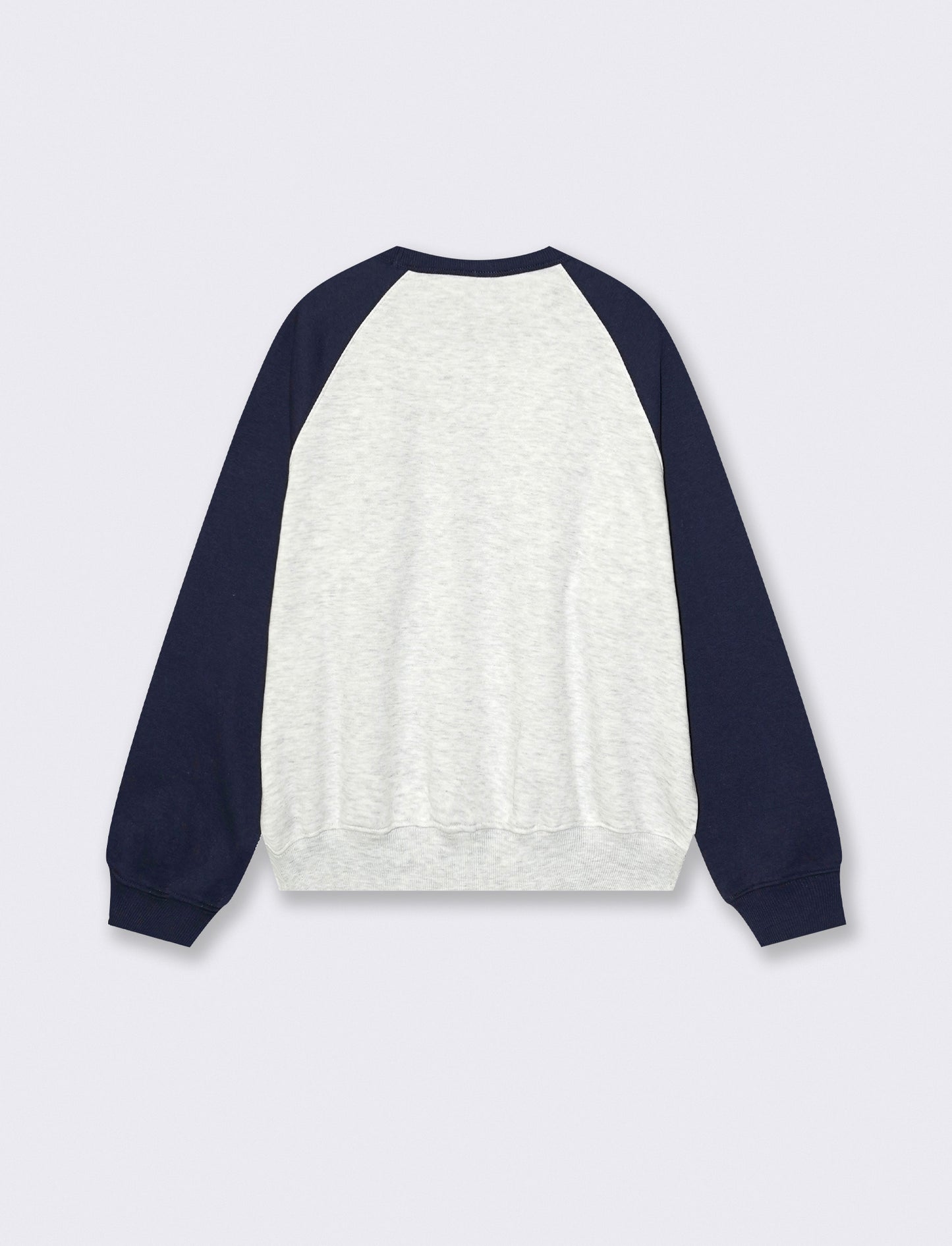 Felpa oversize con paricollo elegante - var 2
