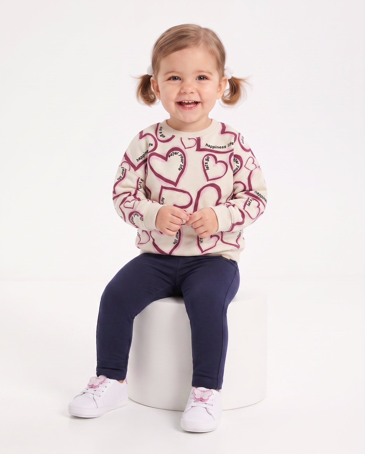 Casual crewneck sweatshirt with unique prints - Beige