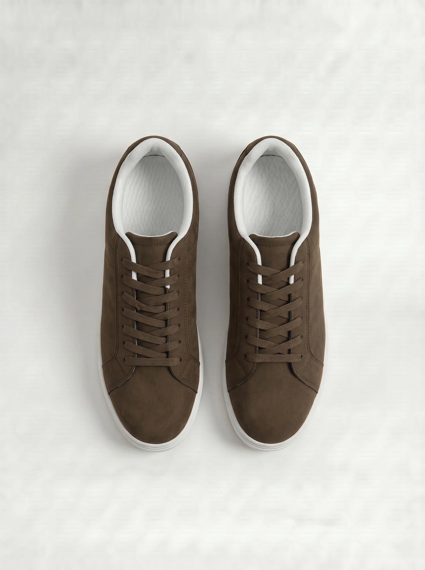 Men's Minimal Sneakers in Polyurethane - Brown