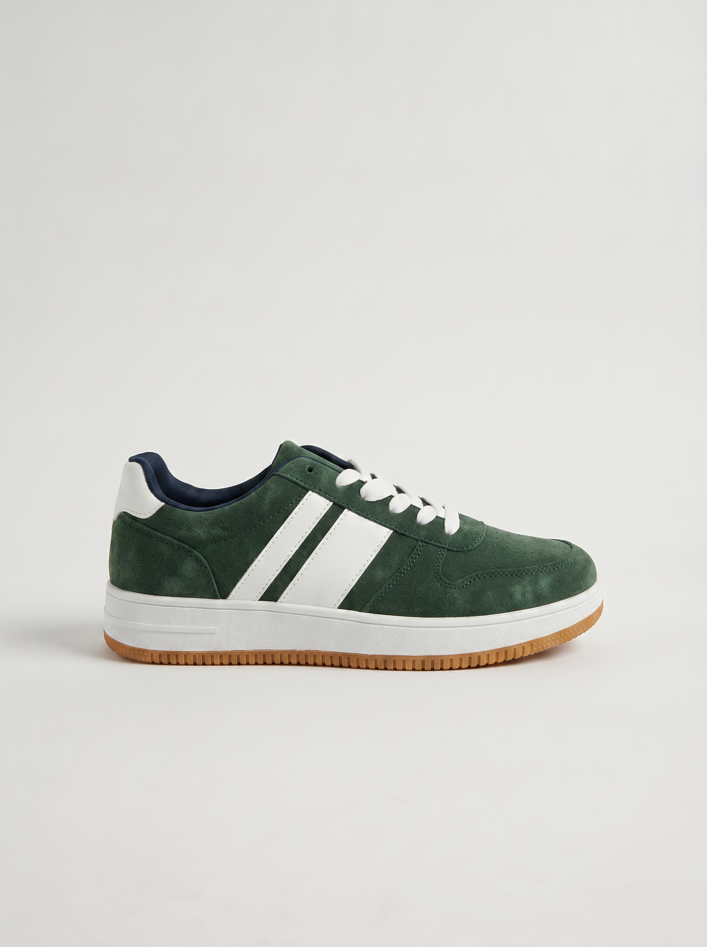 Sneakers da uomo con inserti bianchi - Verde