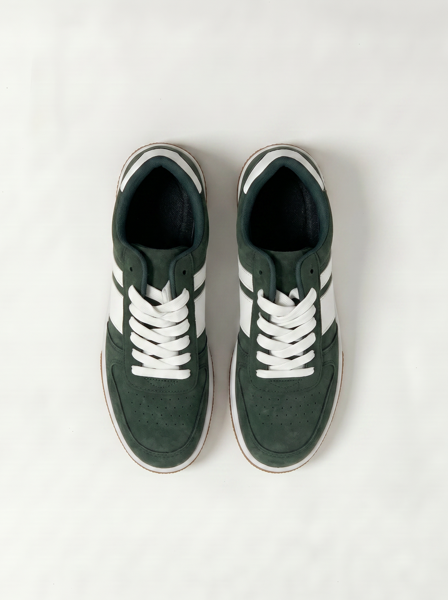 Sneakers da uomo con inserti bianchi - Verde