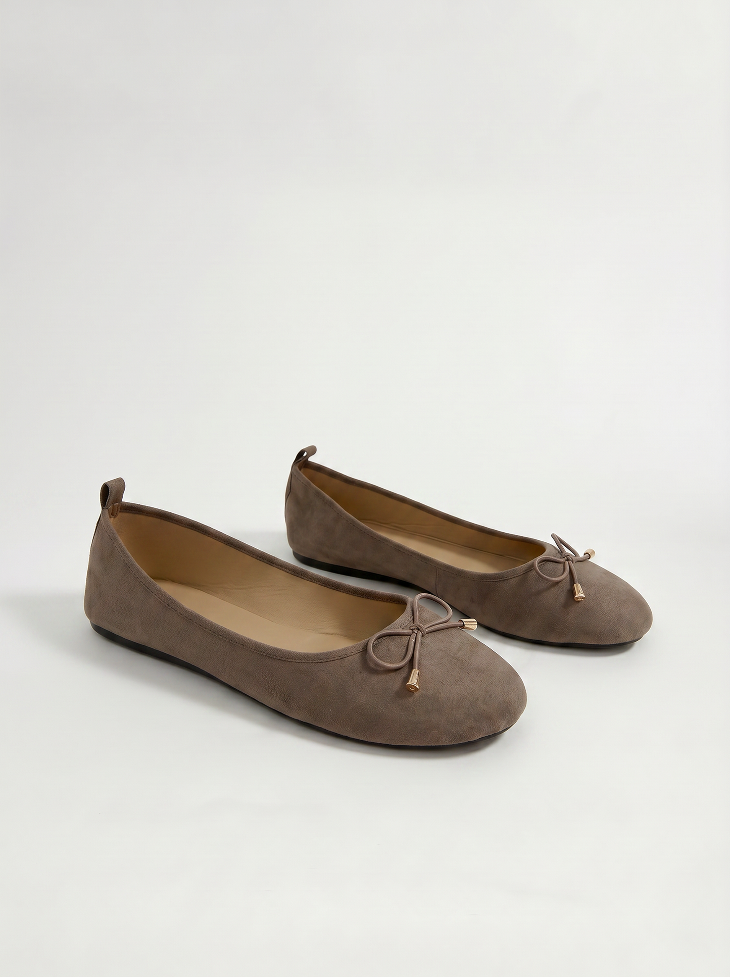 Ballerina da in poliuretano con fiocco - Grigio tortora