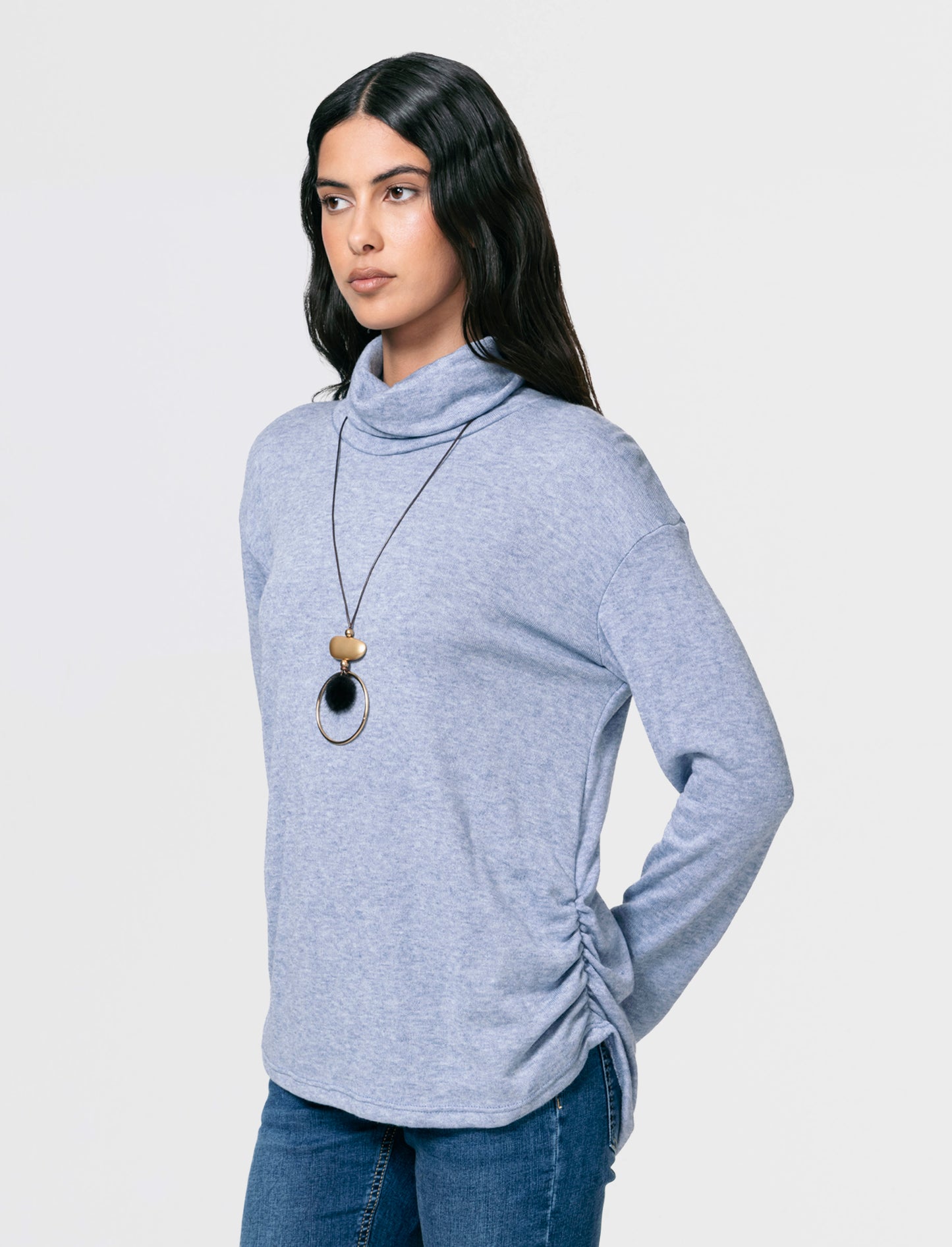 Tshirt manica lunga con collo alto in tessuto pesante con collana - Denim