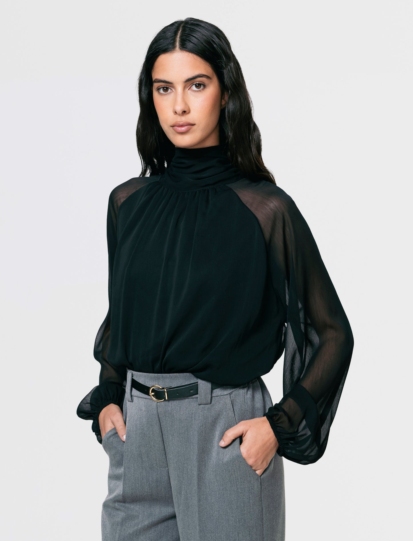 Casacca in tessuto leggero con fiocco al collo - Nero