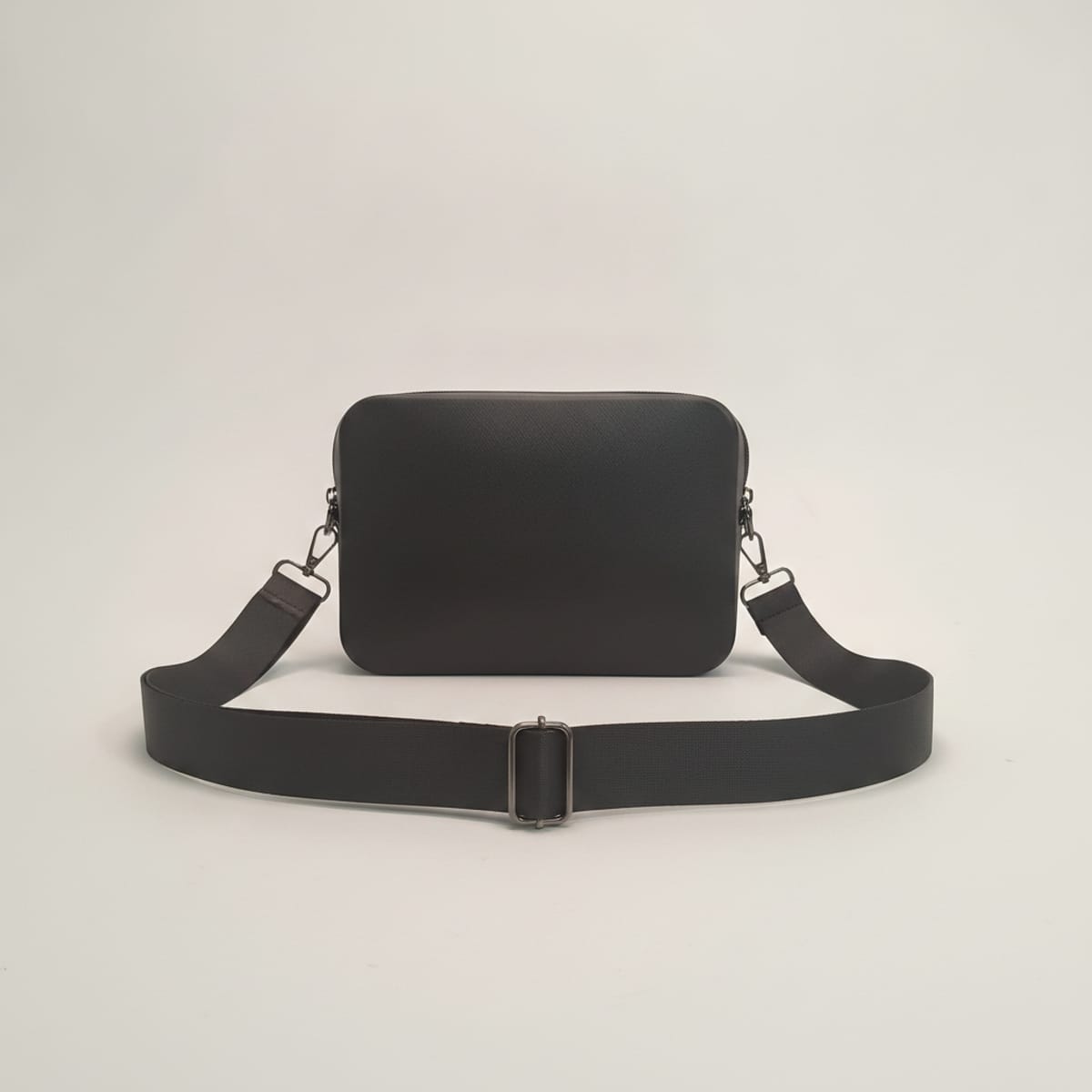 Pochette gommata da uomo - Nero