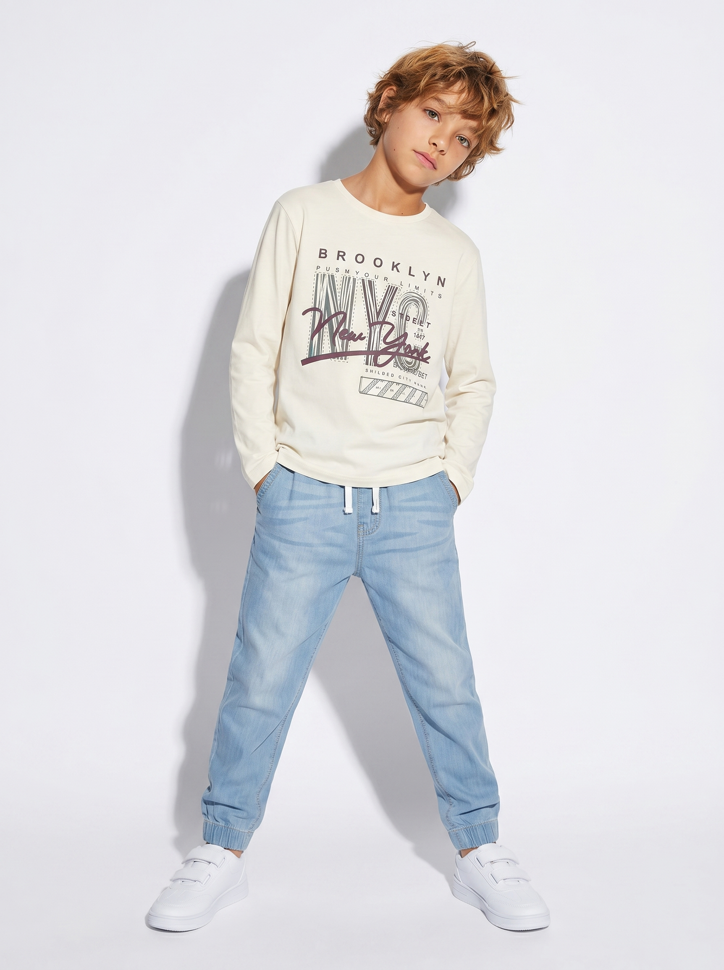 Basic Hoodie with Print - White