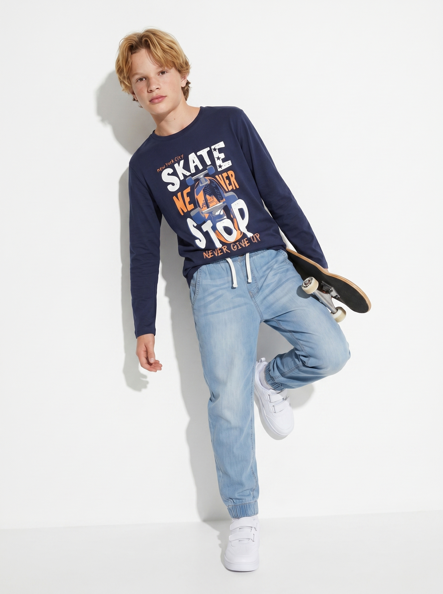 Felpa Basic con Cappuccio e Stampa - Blu