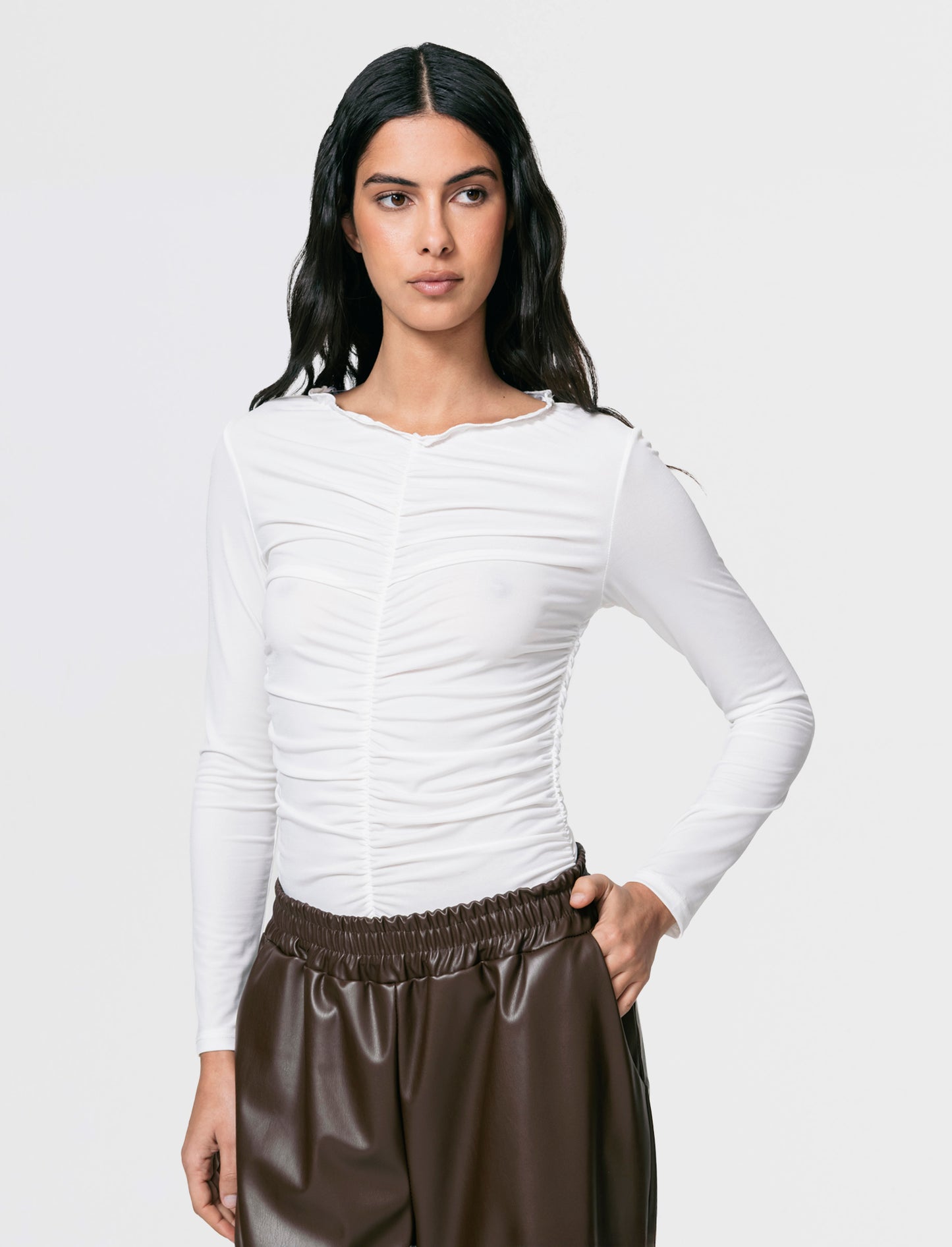 Tshirt elastica manica lunga con arriccio - Bianco latte