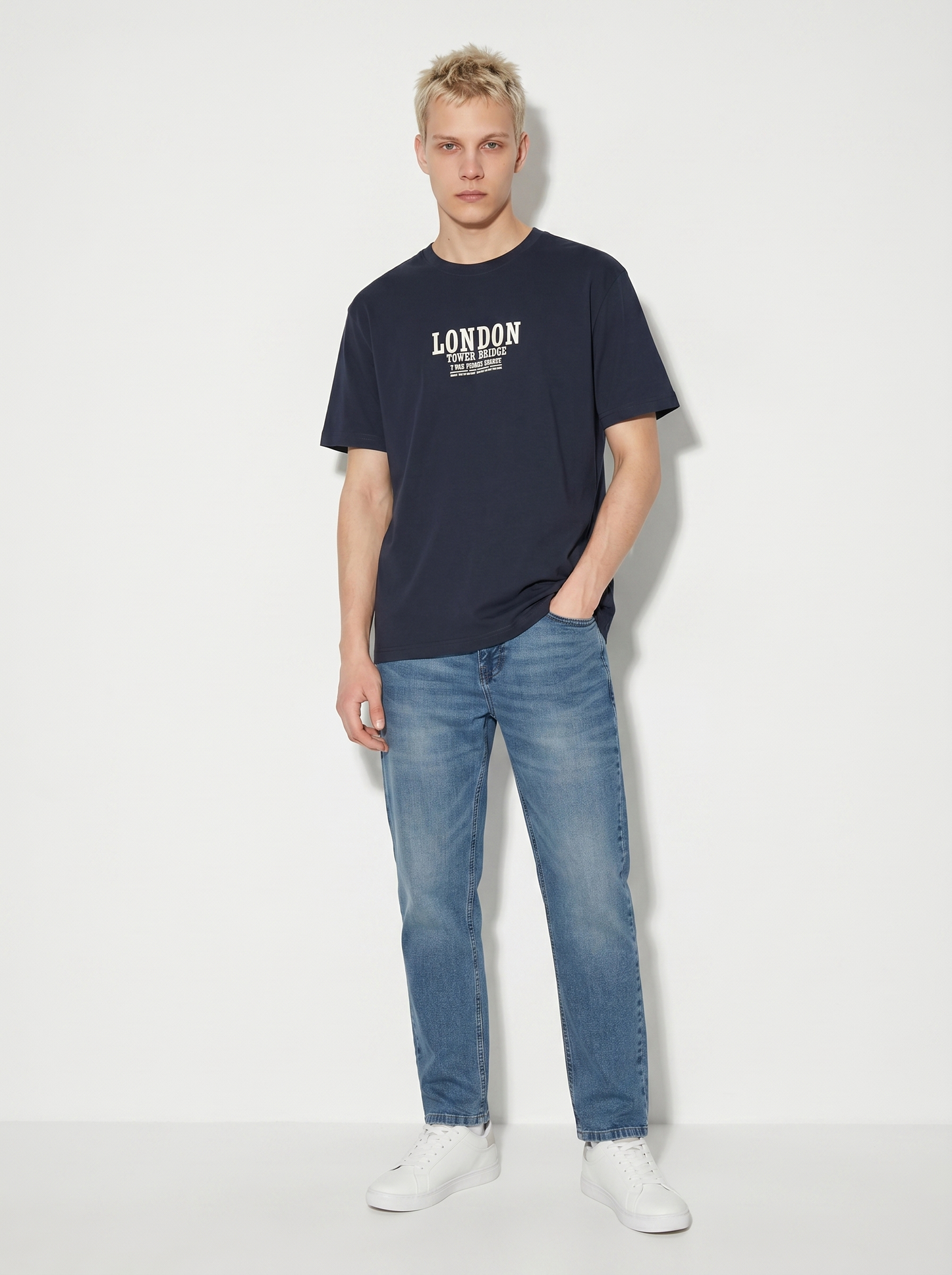 T-shirt cotone con stampa a rilievo - Blu