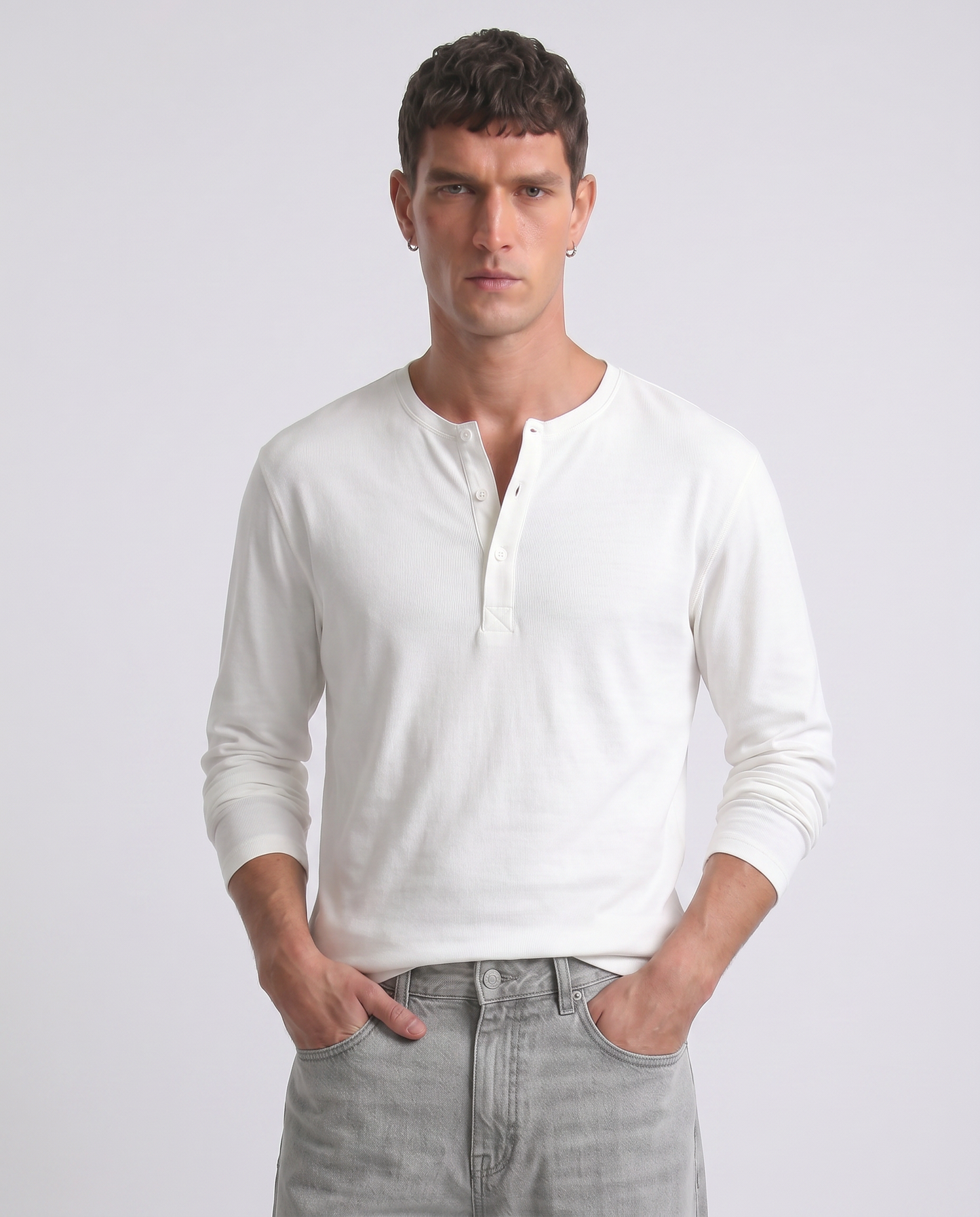 T-shirt Serafino a costine con maniche lunghe - Bianco