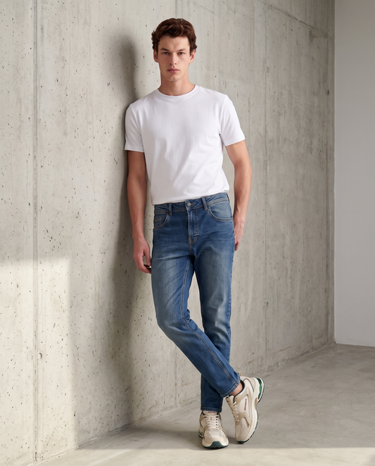 Jeans slim tapered fit blu medio effetto slavato - Denim