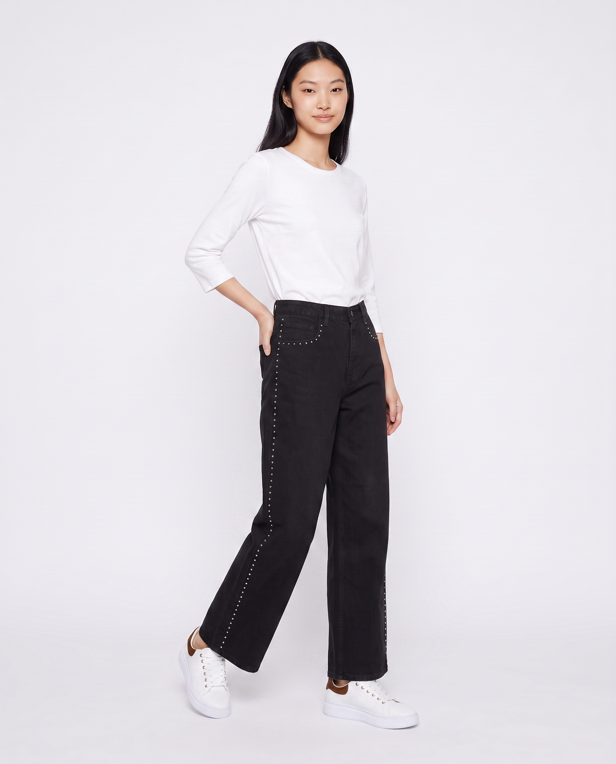 Jeans wide leg con borchie ai fianchi - Nero