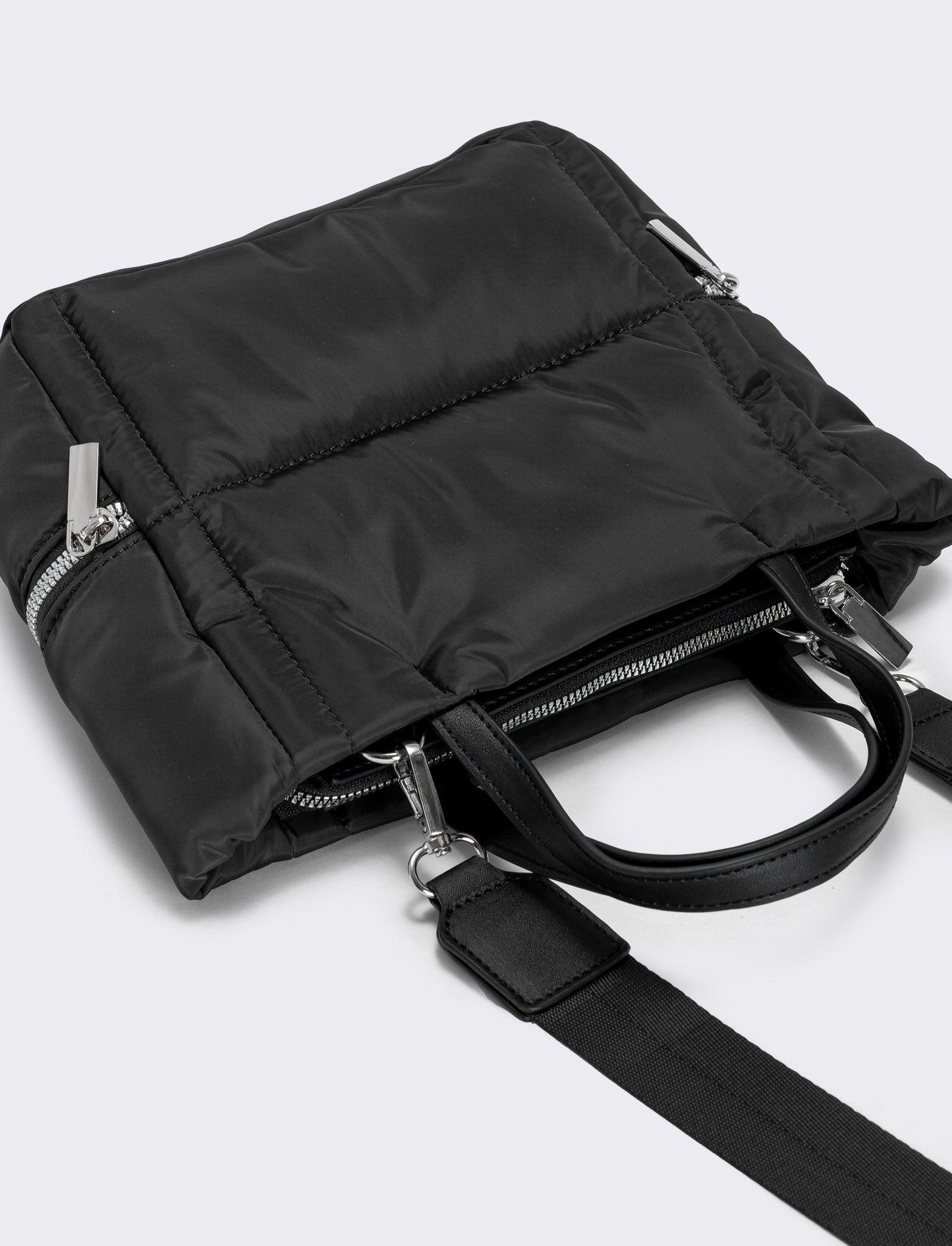 Quilted shopper with side pockets - Black