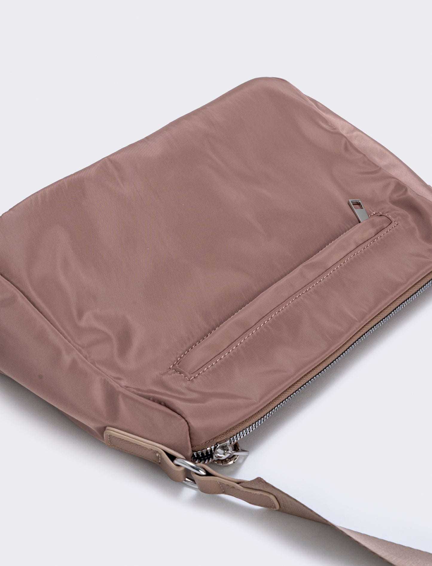 Nylon bag with drawstring and shoulder strap - Beige