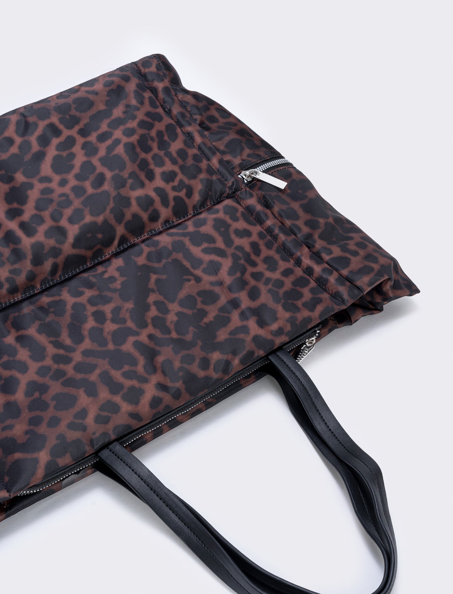 Shopper nylon con tasche laterali zip - Leopardato