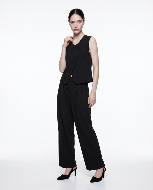 Gilet corto foderato elegante e versatile - Nero