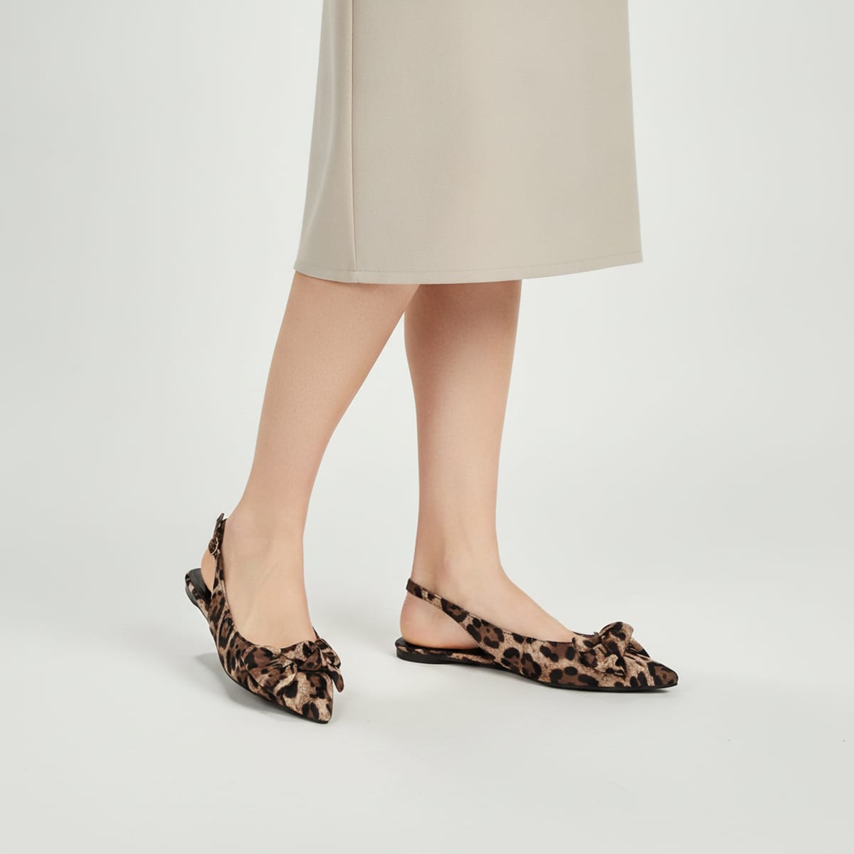 Slingback maculata in raso con fiocco - Maculato