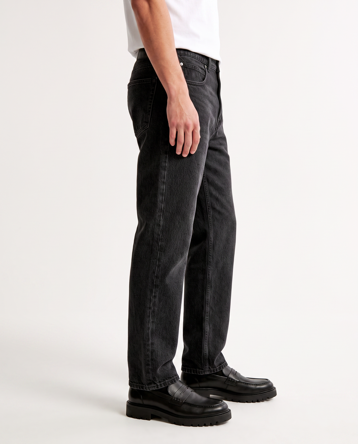 JEANS STRAIGHT FIT in denim slavato - Nero