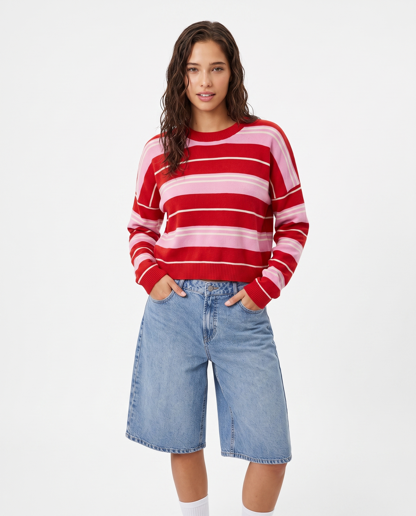 Maglia crop con manica a T stylish - var 2