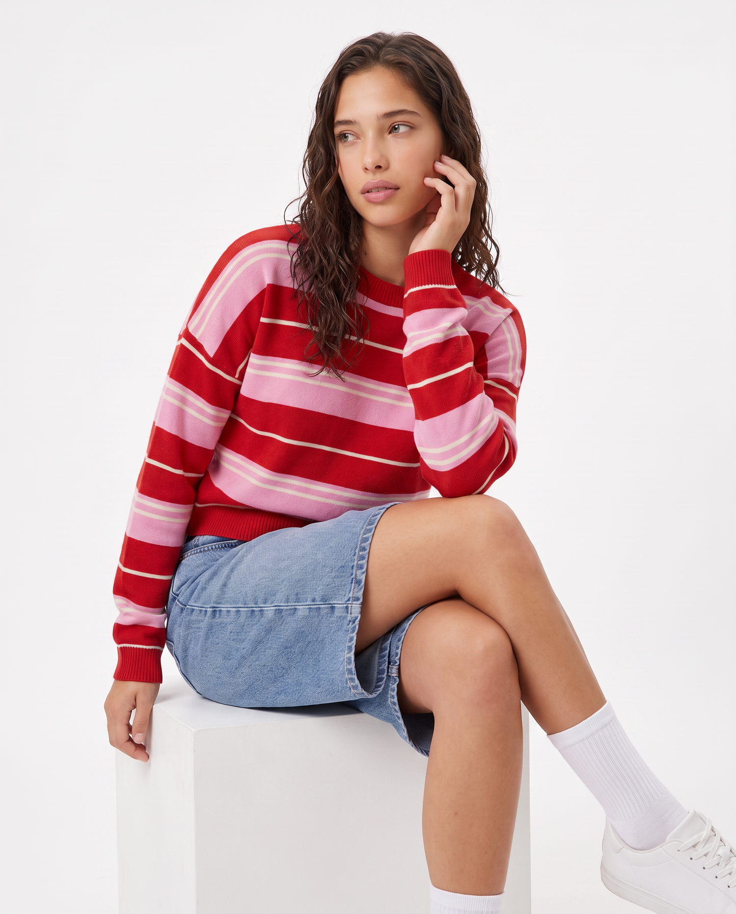 Maglia crop con manica a T stylish - var 2