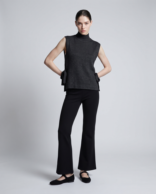 Maglia smanicata a collo alto con fiocco - Nero