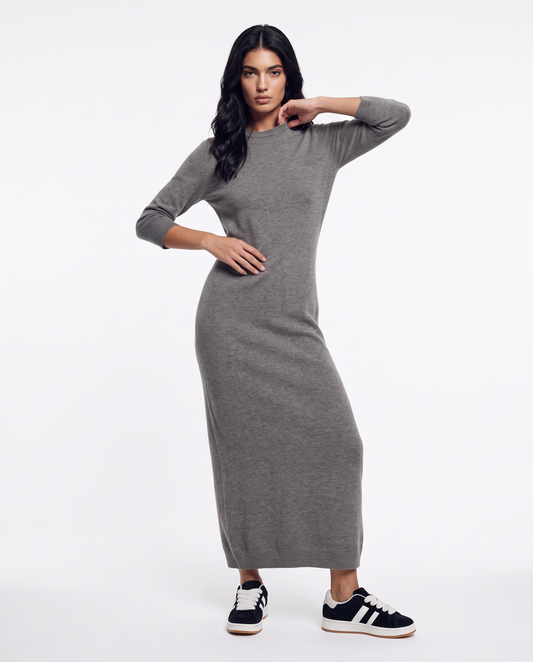 Long knit dress with 3/4 sleeves - Grey