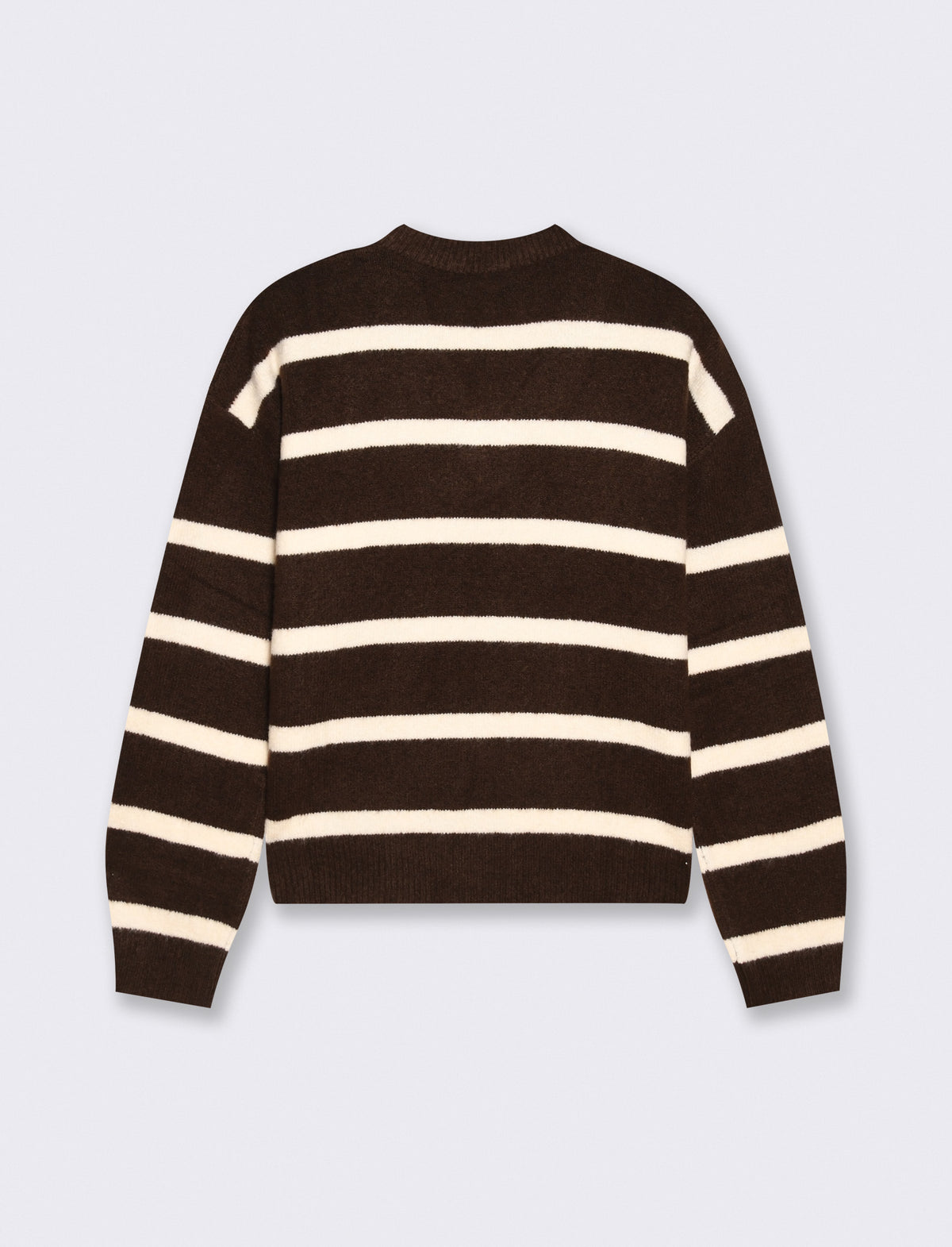 Elegant and versatile V-neck pullover - 
