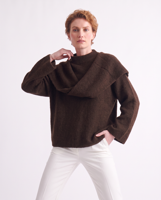 High-neck sweater with matching scarf - Brown