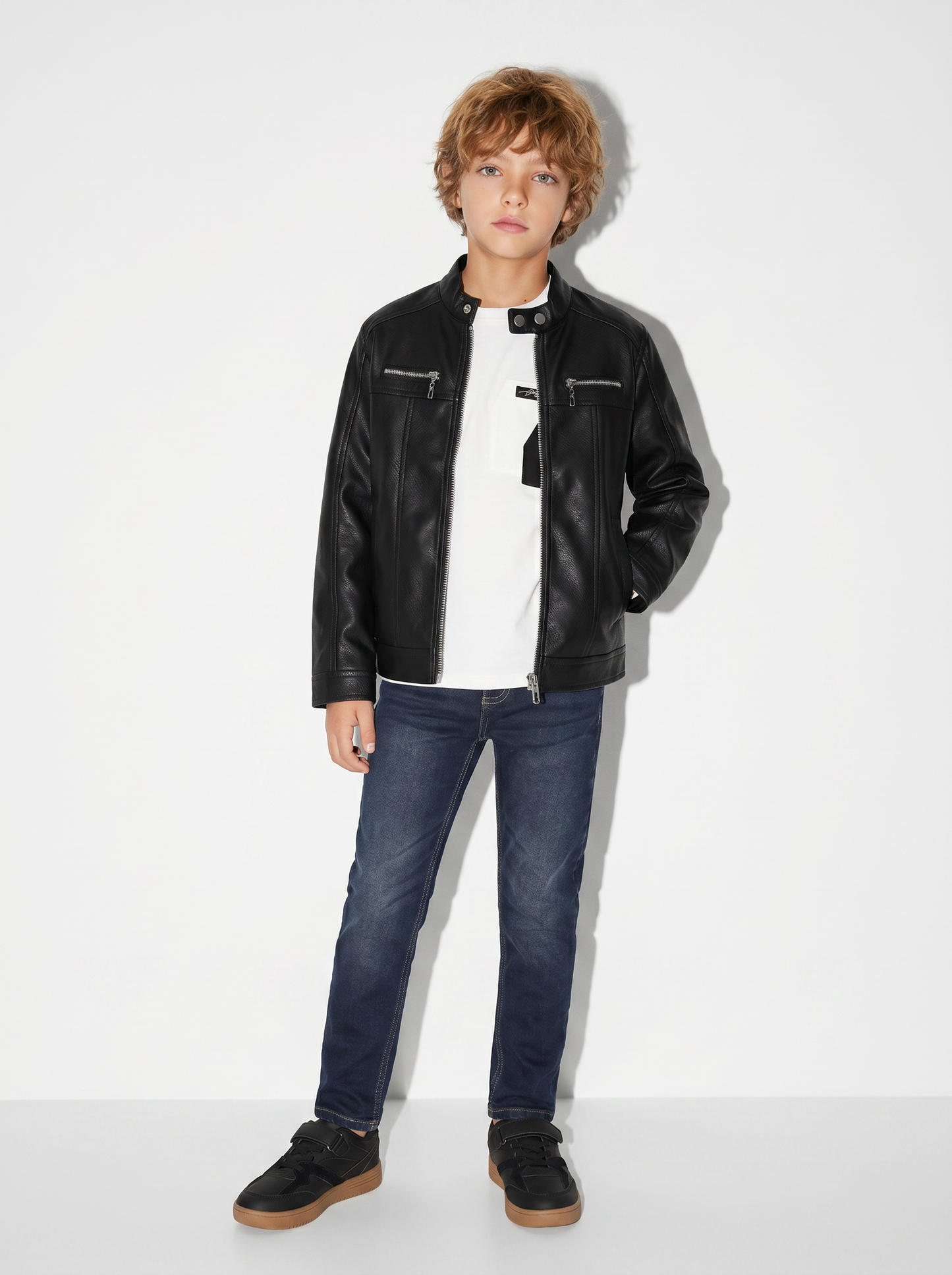 Biker Jacket with Round Collar and Zipper - Black
