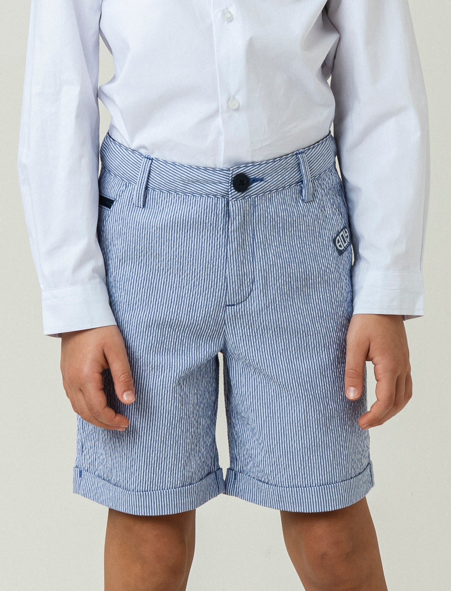 Cotton Striped Bermuda Shorts: Versatile Style for Any Occasion - Pattern